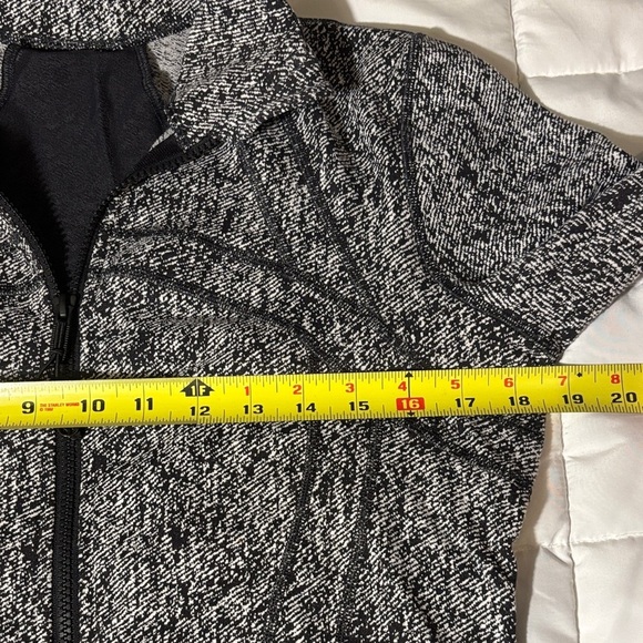 Lululemon Define Jacket Black and White Splatter Speckled 10 - Picture 8 of 12
